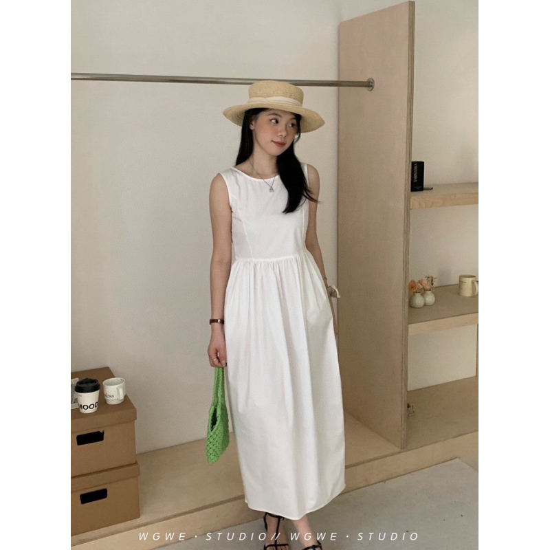8407# เดรสแขนกุด มีกระเป๋าล้วงข้าง ทรงหลวมใส่สบาย ( รบกวนทักเเชทสอบถาม ก่อนกดสั่งซื้อนะครับ )