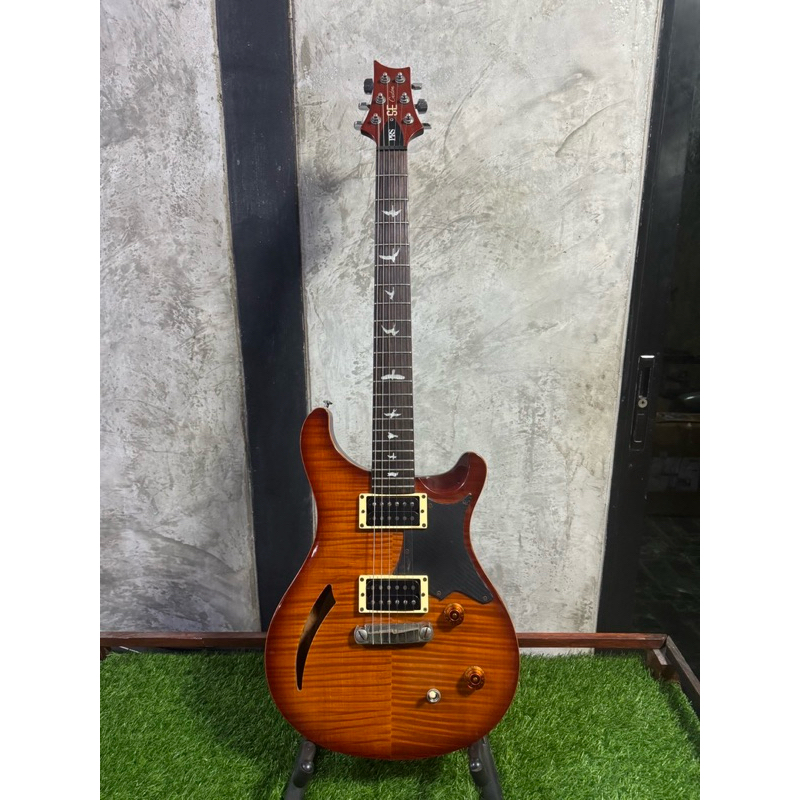 กีตาร์ไฟฟ้ามือสอง PRS SE custom Semihollow