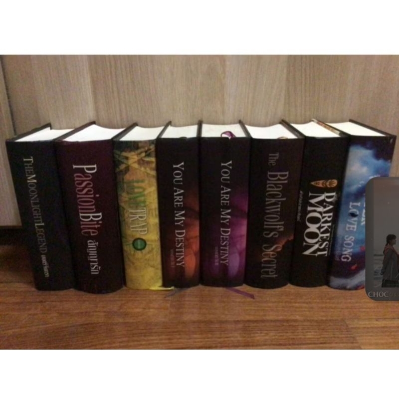 นิยายมือสอง Lycan series 8 เล่ม ของผู้เขียน Mirininthemoon