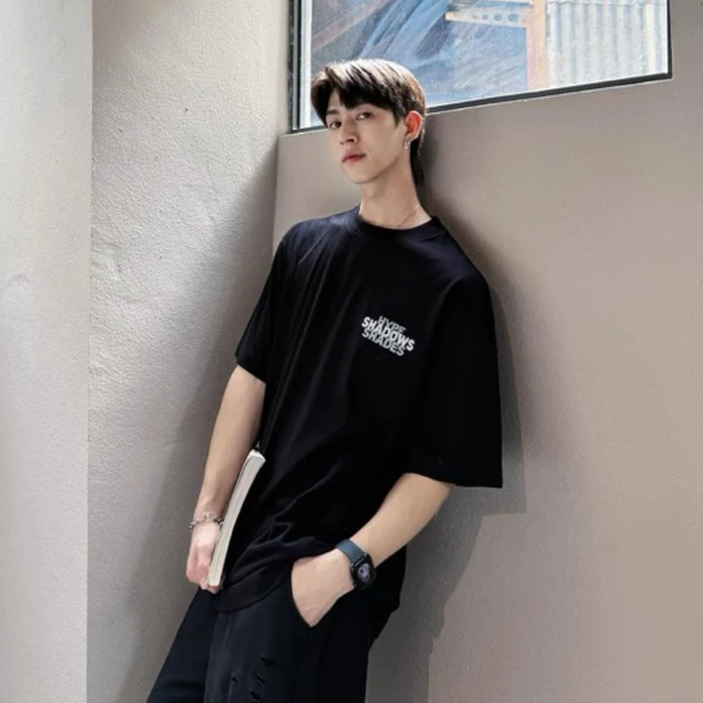 Hype It - Hype Shadow เสื้อยืดแขนสั้นทรง Oversized แบรนด์ Hype It (คอไม่กว้าง ทรงไหล่ตก)