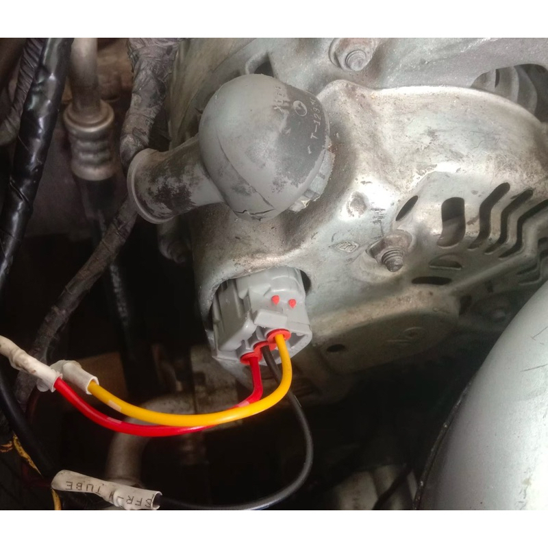 งาน แท้ ปลั๊กไดชาร์จ TOYOTA AE100 / SOLUNA AL50 ไดชาร์จรี 3 สาย ปลั๊กรี โตโยต้า ไดชาร์จ สามห่วง ตูดเป็ด AE