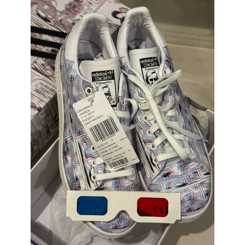 Adidas Mickey mouse 3D พร้อมแว่นสามมิติ ของแท้จากชอป size 10uk 44.5eur 28.5cm