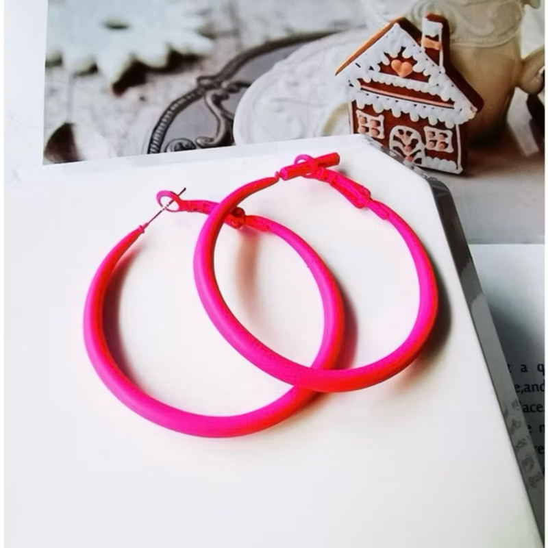 ต่างหูสีชมพู ต่างหูอคริลิค ห่วง ลูกโซ่ รูปที่ 3