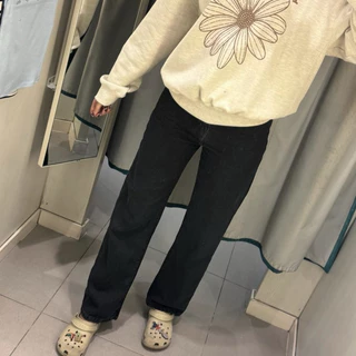 ยีนส์ Sheer | A01.4 Classy Jeans กางเกงยีนส์ทรงกระบอกกลาง สีดำฟอก
