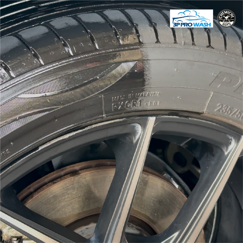 น้ำยาเคลือบยางรถยนค์ พลาสติก ซุ้มล้อ - V.R.P Super Shine Dressing - รูปที่ 2