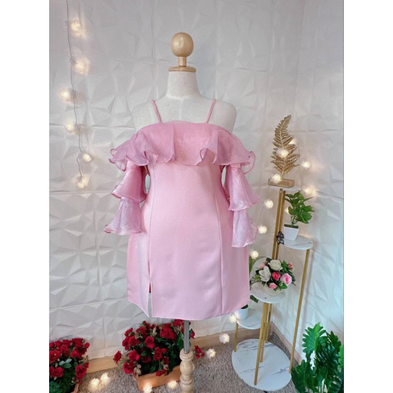 เข้าเพิ่มแล้วจ้า ครบสีครบไซร์งานจริง พร้อมส่งเดรสสายเดี่ยว ปาดไหล่ ตัวเป็นผ้าบาร์บี้ ระบายเป็นผ้าแก้วออแกนดี้ - รูปที่ 6