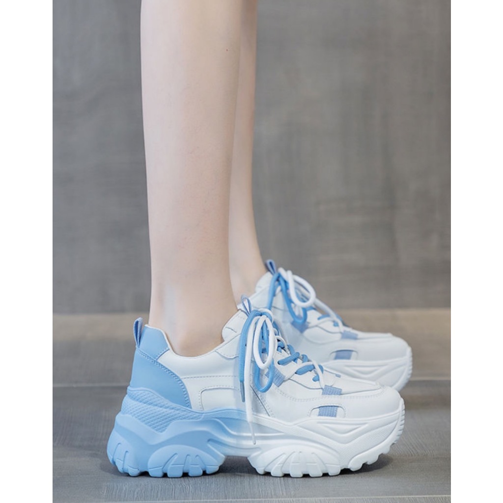 Marian พร้อมส่ง รองเท้าแฟชั่น รองเท้าผ้าใบผู้หญิง ทรงสวย ดีไซน์น่ารัก สวยมาก เสริมส้น6cm สินค้าตรงปก NO.A0497 - รูปที่ 3