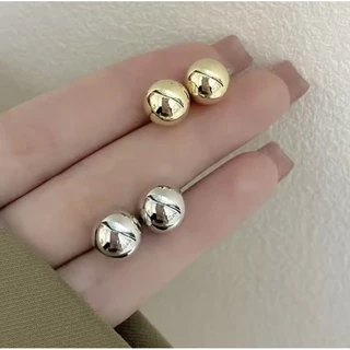 ต่างหูเม็ดกลมมุก/สีเงิน/สีทองมีเจาะและหนีบหลายไซส์มี 4 สีให้เลือกร้านไทยพร้อมส่งทุกแบบค่ะ