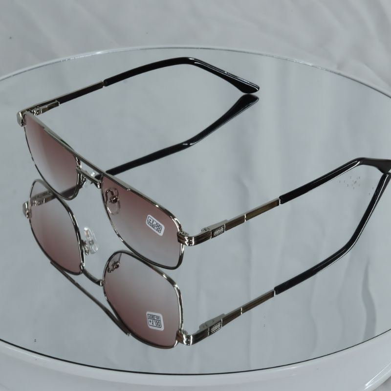 แว่นตา(สายตายาว)แว่นใส่อ่านหนังสือเลนส์บวกกรอบเต็ม เลนส์สีชา