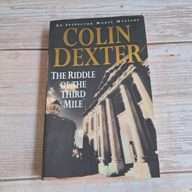 #มือสอง นิยายผู้ใหญ่ The Riddle of the Third Mile. By Colin Dexter.