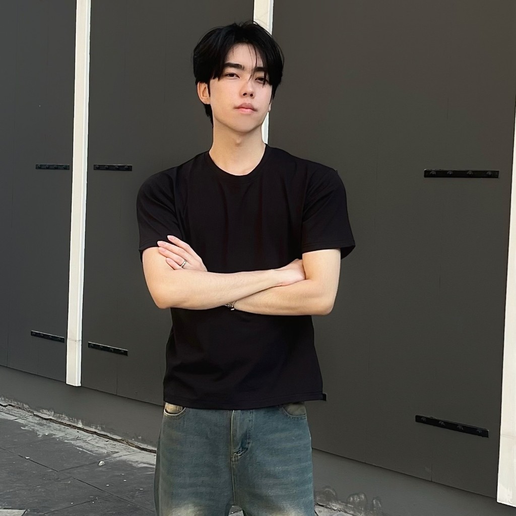 เสื้อยืด เบสิคสไตล์ BASIC T-SHIRT 💖 ทรงUNISEX ใส่ได้ทั้งชายหญิง ผ้ายืดนิ่มใส่สบาย มีไซส์ รุ่น เสื้อยืดหยวน