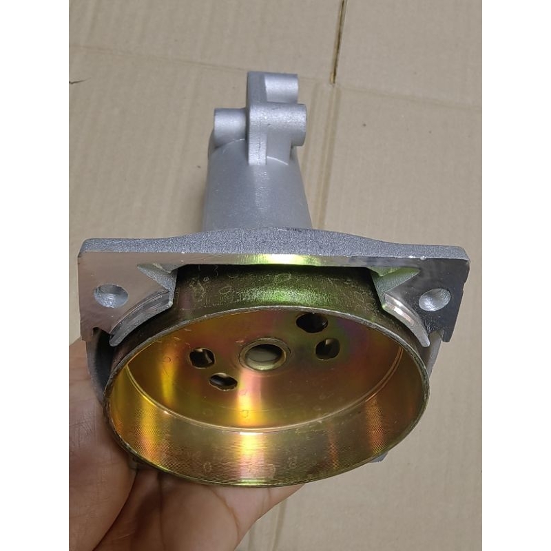 M79 กกเพลา กกเพลาเครื่องตัดหญ้ มีหลายรุ่น NB411 RBC411 GX35 สินค้าพร้อมส่งกกเพลา RBC411 ขนาด 28มิล9ฟ