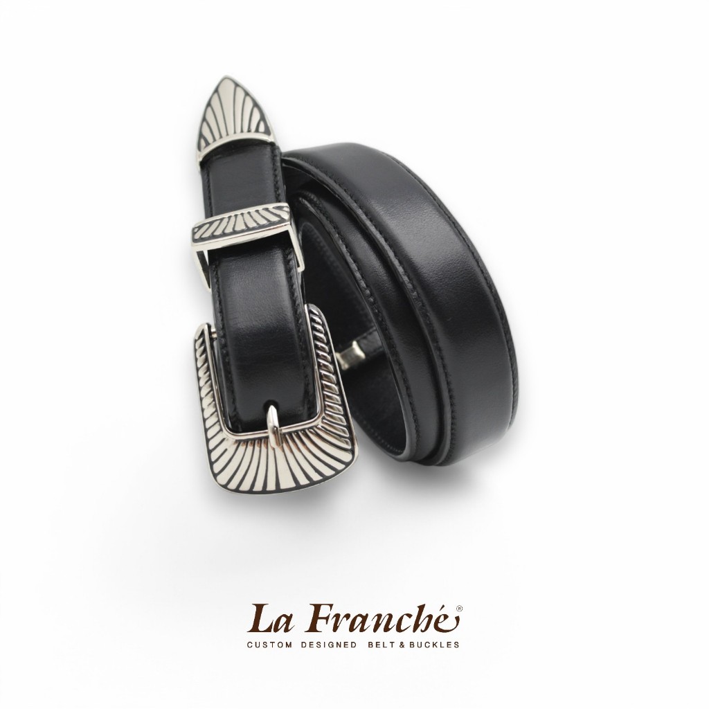 La Franche حزام جلد بقري نابا أسود مع إبزيم — صورة 2