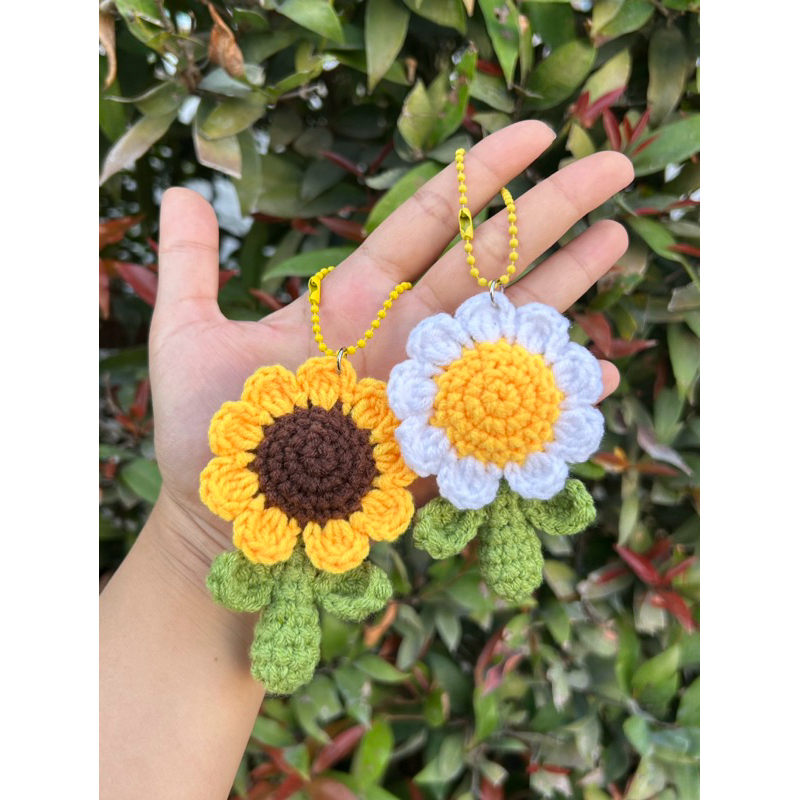 ดอกทานตะวัน:เดซี่ พวงกุญแจไหมพรม 🌻