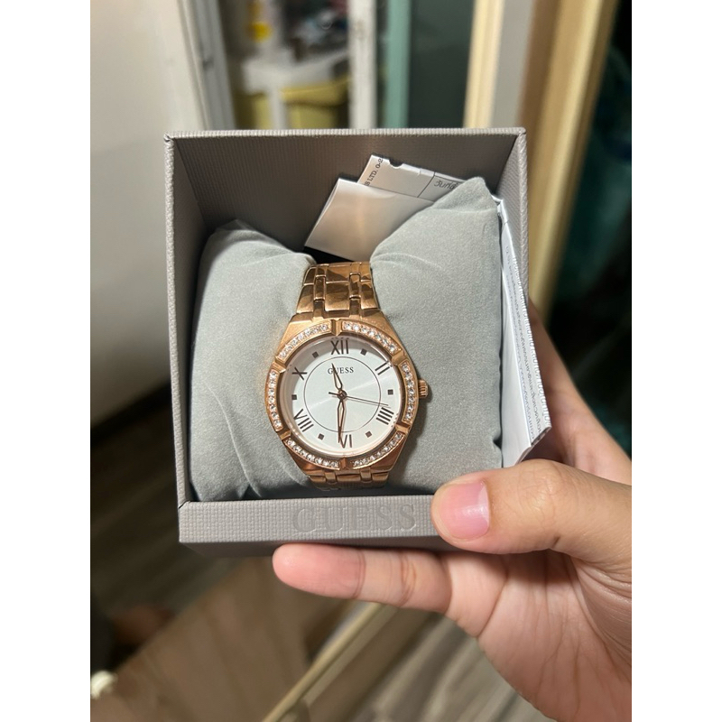 *ส่งฟรีให้จ้า* GUESS นาฬิกาข้อมือผู้หญิง รุ่น GW0033L3 มือ2 ใช้งาน1ครั้ง