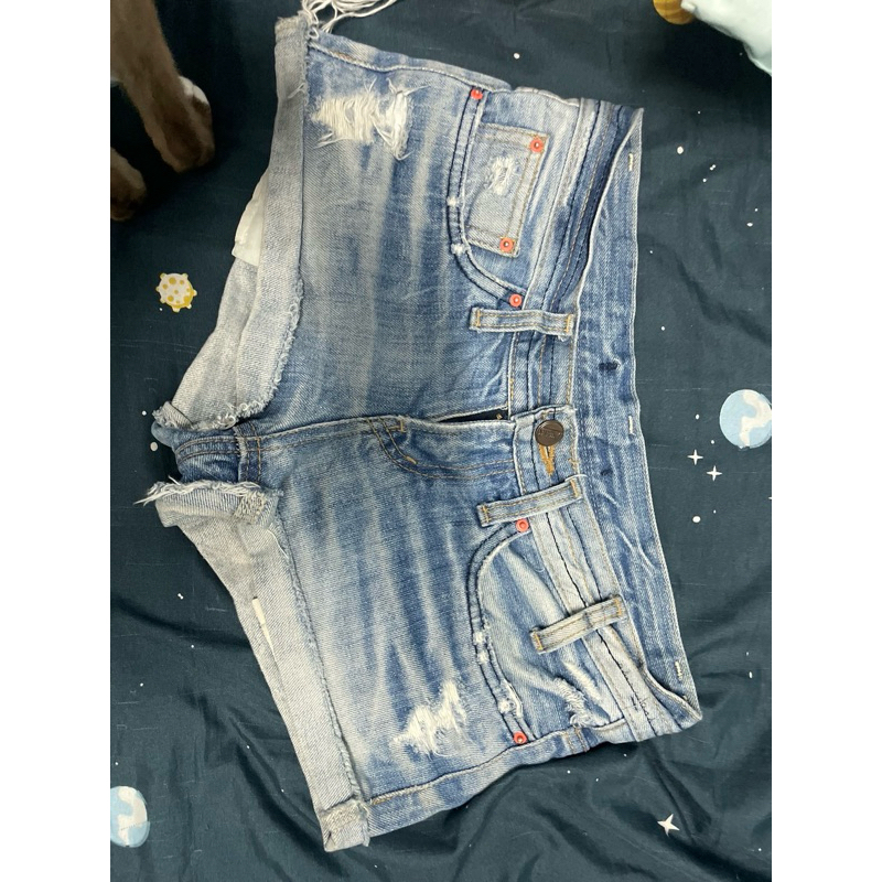 กางเกงขาสั้น y2k มือสอง