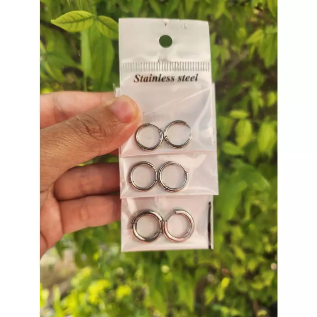 HT02 ห่วงหนา 2,3 mm. วงใน 8 -16 mm ต่างหูห่วงสแตนเลส ก้าน 1.0 mm. สีเงิน 1 คู่