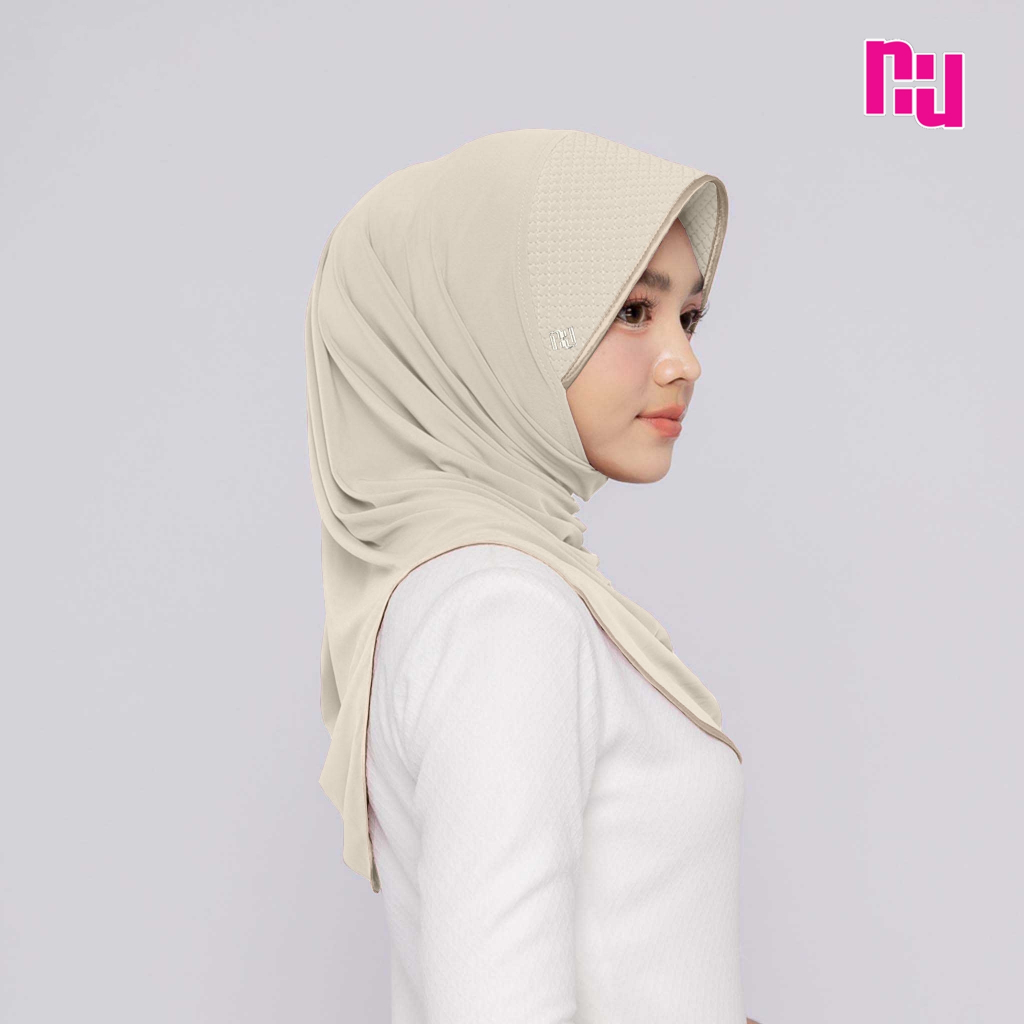 NU CLASSIC ผ้าคลุมฮีญาบแบบสวมสำเร็จคลาสสิค ปัก NU ทรงฟองน้ำตาราง(FN-N-NU)