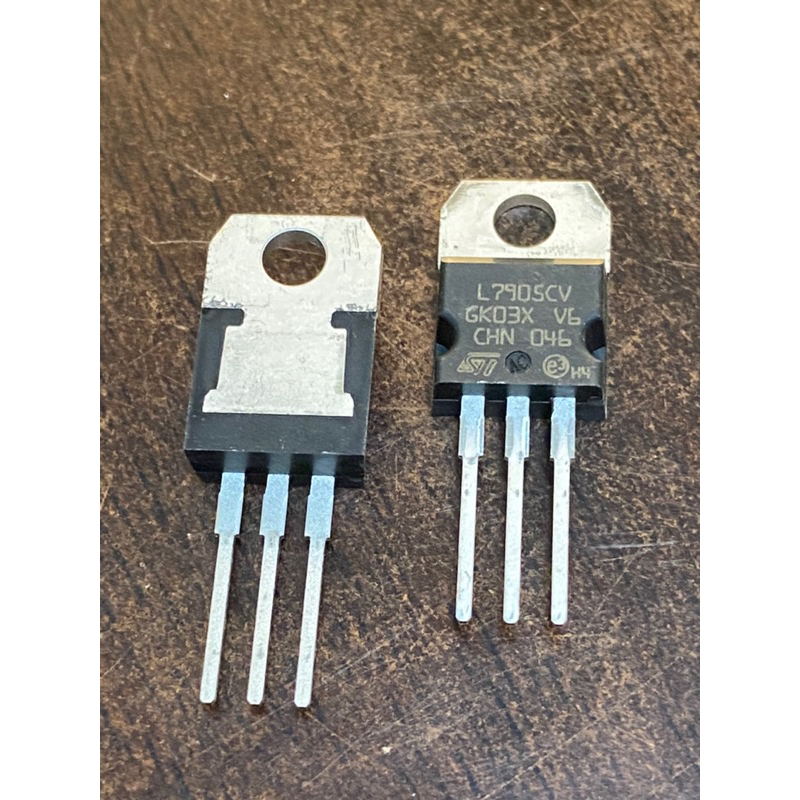 (แพ็ค1ตัว/5ตัว)ของแท้100% L7905CV TO-220 IC เร็คคูเลต 7905 ของแท้ใหม่ L7905 L7905CV สินค้าพร้อมส่งใน