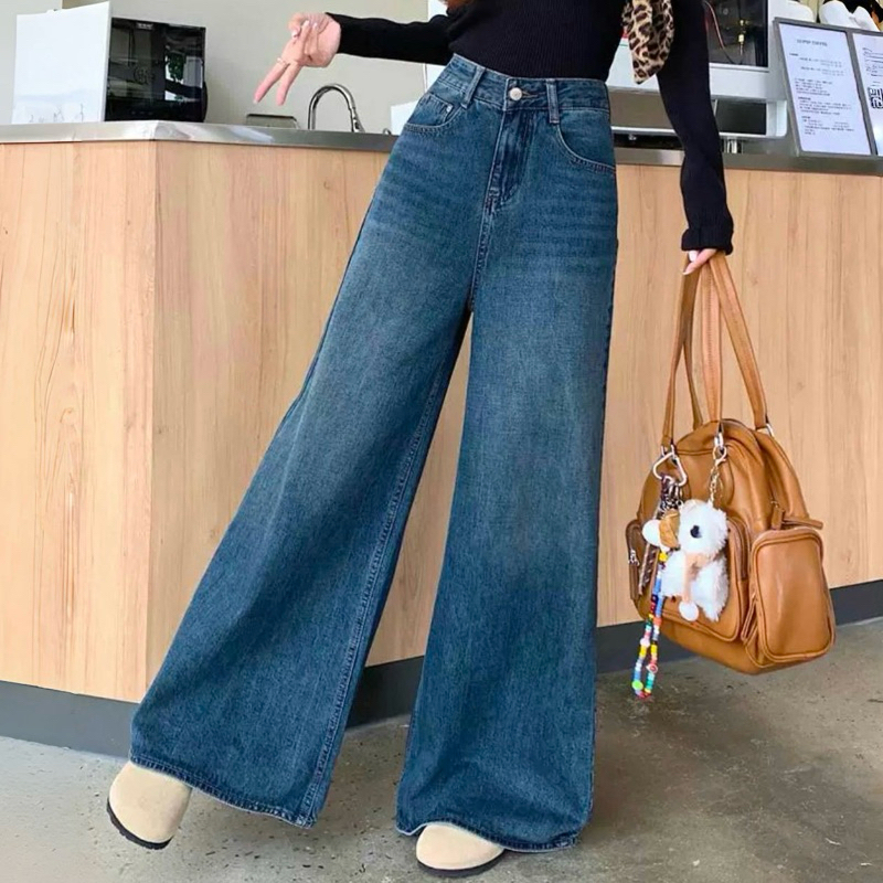 (XS-6XL) jinjeans กางเกงยีนส์ขากระบอกใหญ่สียีนส์เข้ม ปลายขาบาน แต่งเฟด เลื่อนดูรูปสินค้าจริงก่อนกดสั่ง (606สีเข้ม) Cloth