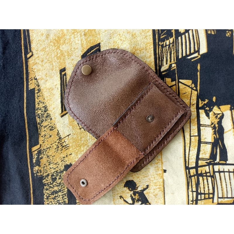 กระเป๋ายาสูบ ใบจาก ยาเส้น มีที่ใส่ไฟแช็ค ทำจากหนังแท้ทั้งใบ ตัดเย็บมือ handmade