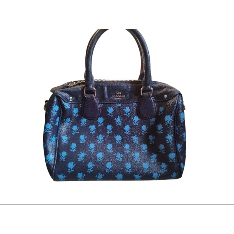 Coach Cross Body Bag ลายดอกไม้