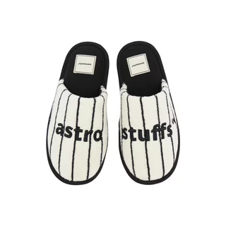 SLIPPERS (BCI cotton and polyester slippers.)