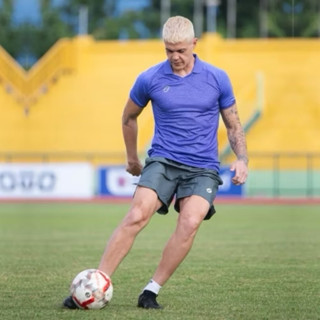 เสื้อฟุตบอลคอวี(ปก) EGO1022