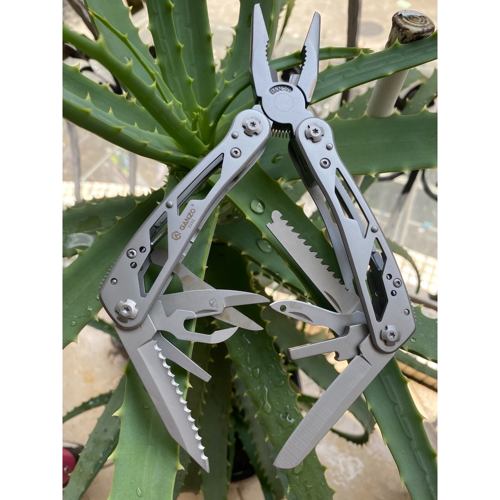 เครื่องมืออเนกประสงค์ คีมGanzo G303 ของแท้100% ทำจากเหล็ก 440C ขนาดตอนหุบ 10.5x5 ซม