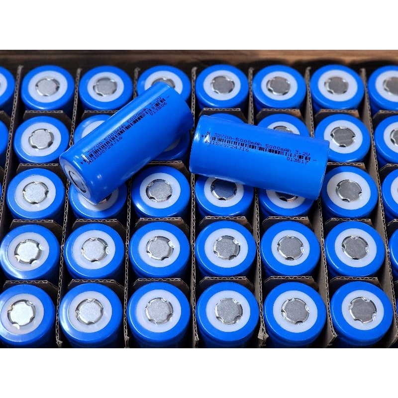 แบตเตอรี่ 5000mah ลิเธียมฟอสเฟส 32700 (32650) Lifepo4 3.2V สินค้าพร้อมส่ง ของใหม่มือ1 (หัวเรียบ)