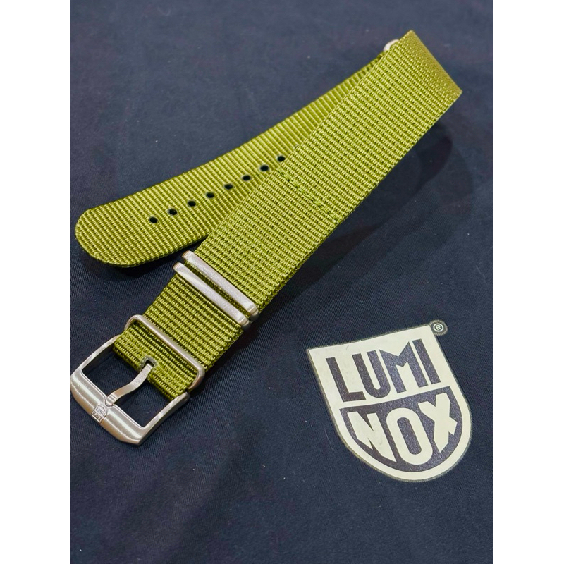 สายนาฬิกา luminox ของแท้ รุ่นใหม่ ขนาด 24 มิล พร้อมสปริงบาร์