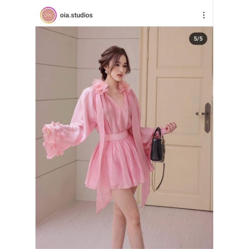 (Used in good con) Oia.studios- Set เสื้อและกางเกงกระโปรงสั้น แบรนด์เวียดนาม