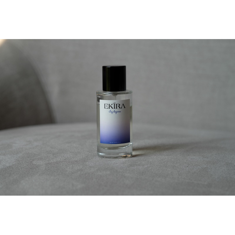 Ekira กลิ่น Icy Elegance สีน้ำเงิน