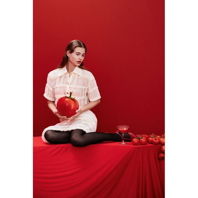 Tomato Bracha (Pearl) เสื้อ และกระโปรง (สีครีม)