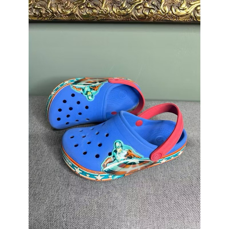 รองเท้าcrocsเด็กมือสอง