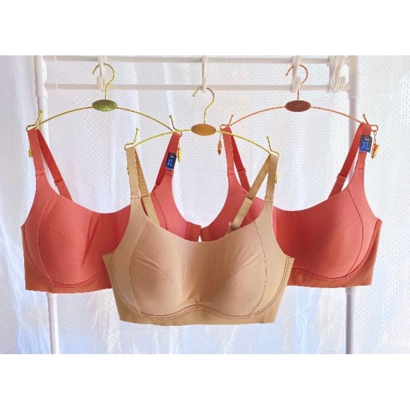 Wacoal WB5X51 เสื้อในไร้โครง อกสวยเป็นธรรมชาติ เลือกง่าย ใส่สบาย