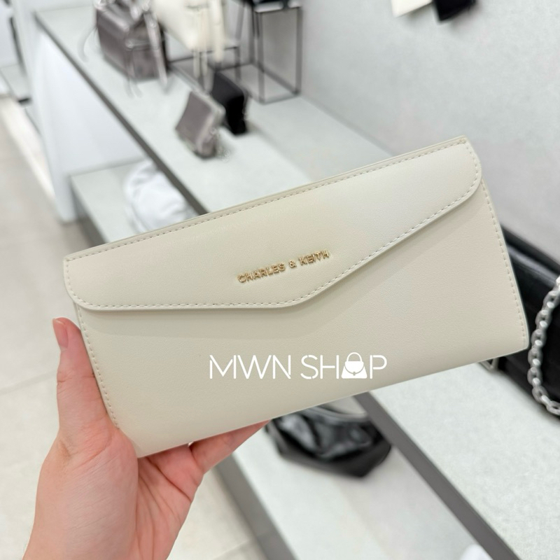 Charles&keith มีโค้ดลด30% Envelope Long Wallet กระเป๋าสตางค์ใบยาว ของแท้จากชอป