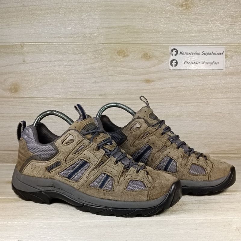 รองเท้ามือสอง HI-TEC 40/25 cm.