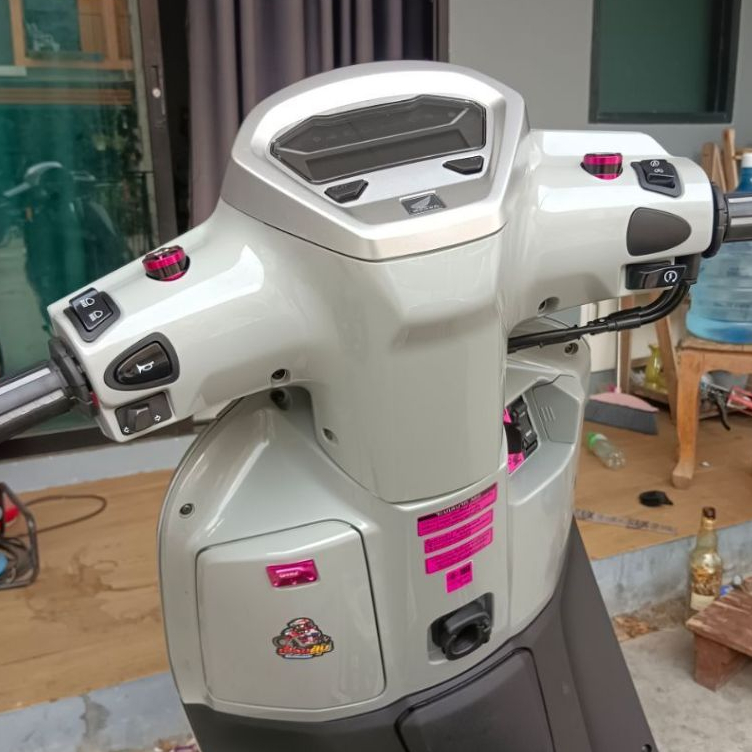 ชุดแต่ง GIORNO125 ABS / CBS สีชมพู ตะขอ มือเบรค พักเท้าหลัง พื้นเท้าหน้า ตุ้มปลายแฮนด์ *ขายแยกชิ้น* - รูปที่ 2