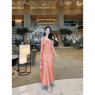 ชุดราตรีออกงาน เดรสยาว แต่งระบายเกลียวยาว งานมีซับใน ผ้าซาตินเงาเนื้ออย่างดี