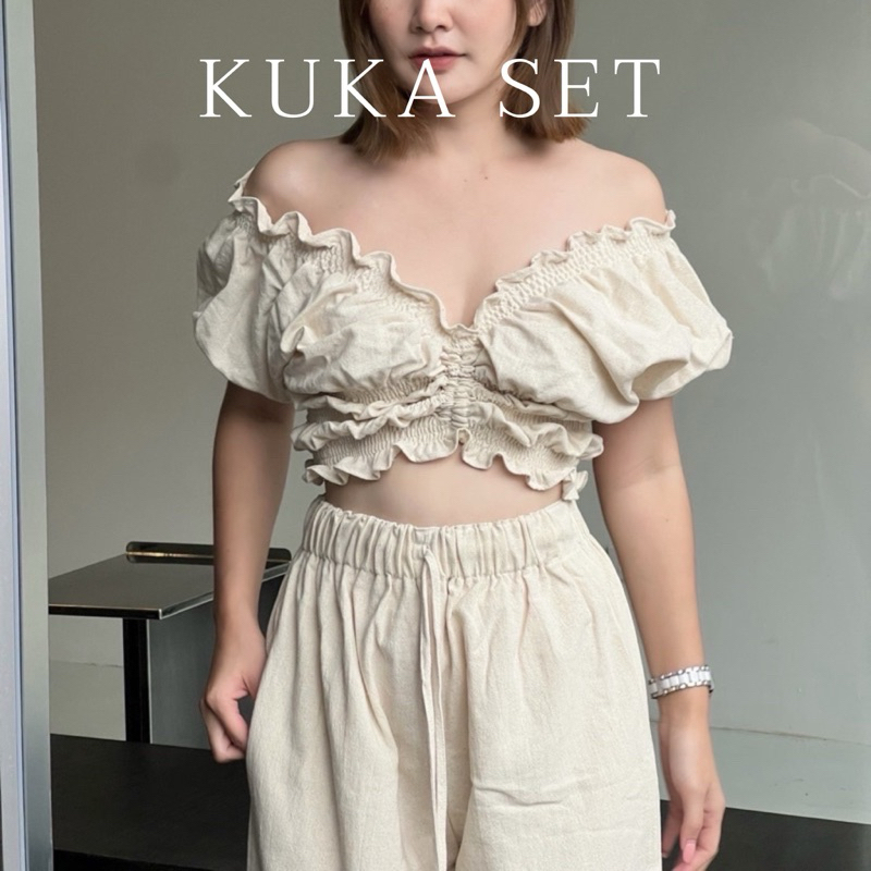 New in ชุดเช็ต Kuka Set (เสื้อ+กางเกง) มินิมอลมากๆ