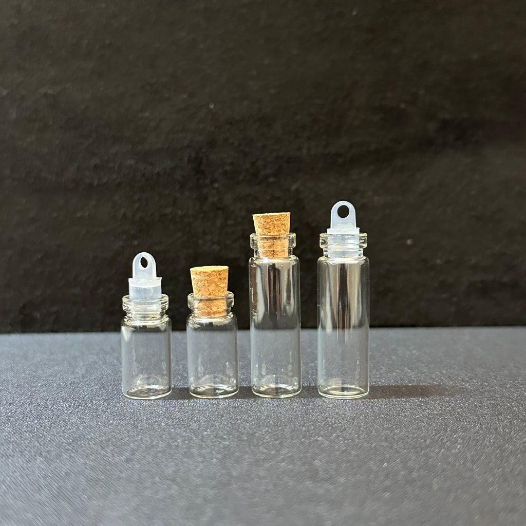 พร้อมส่งทันที ขวดแก้วจิ๋ว ฝาก๊อก จุกไม้คอร์ก จุกยาง เลือกได้ ขนาด1ml 2ml (ราคาต่อชิ้น)