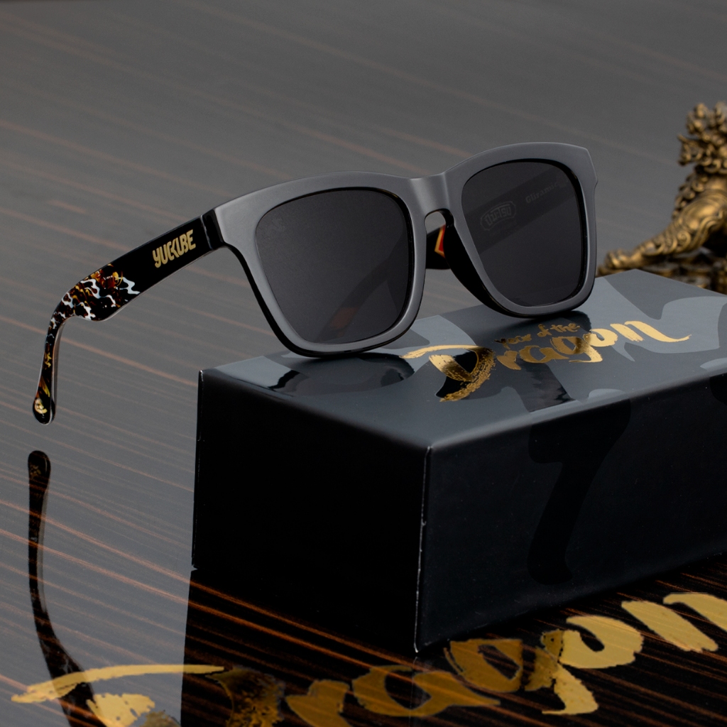 แว่นกันแดด YUCKUBE LIMITED : YEAR OF THE DRAGON – BLACK LENS