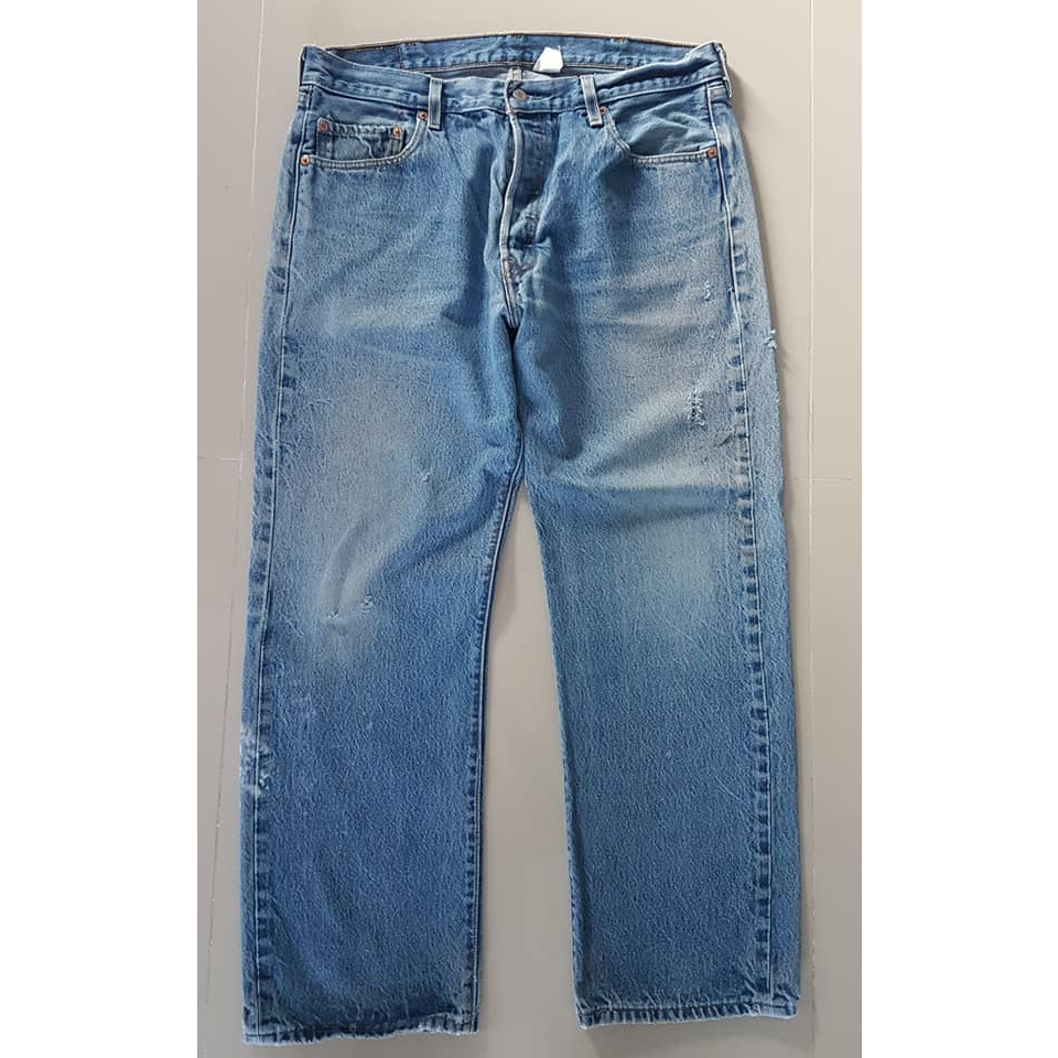กางเกงยีนส์มือสอง L501XX0000 Size W37(I1733)