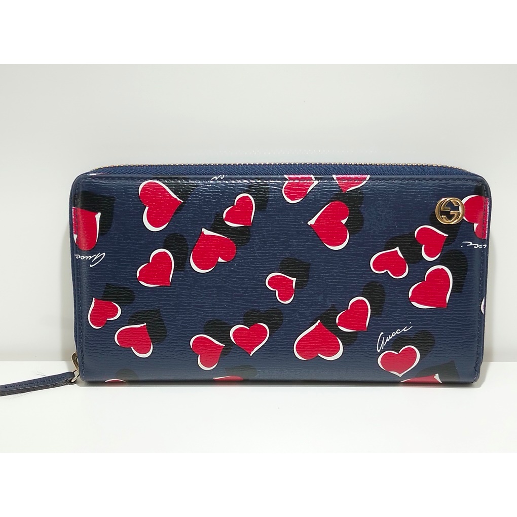 กระเป๋าสตางค์ กระเป๋าตังค์ Gucci GG 309705 Heart beat ของแท้ มือสอง ราคา 6,999
