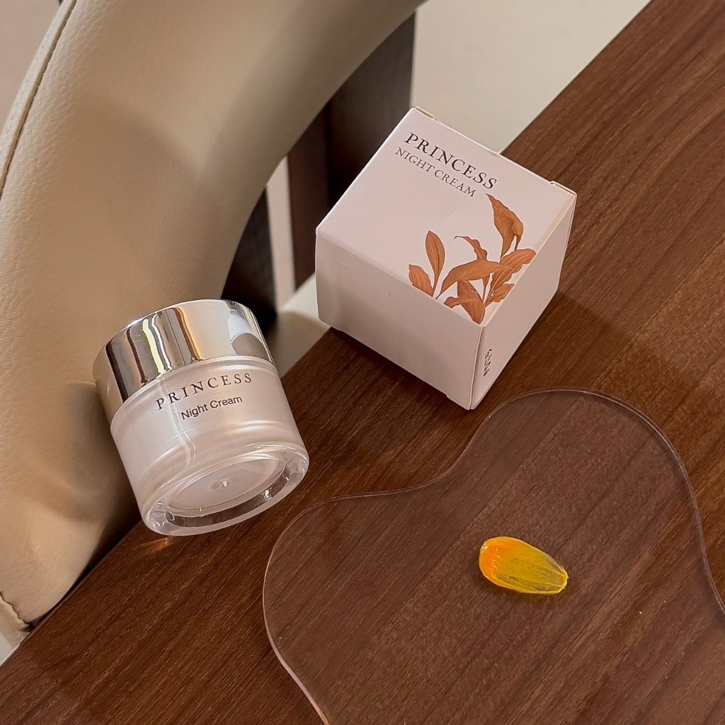 Princess night cream  ไนท์ครีมขมิ้น  Princess