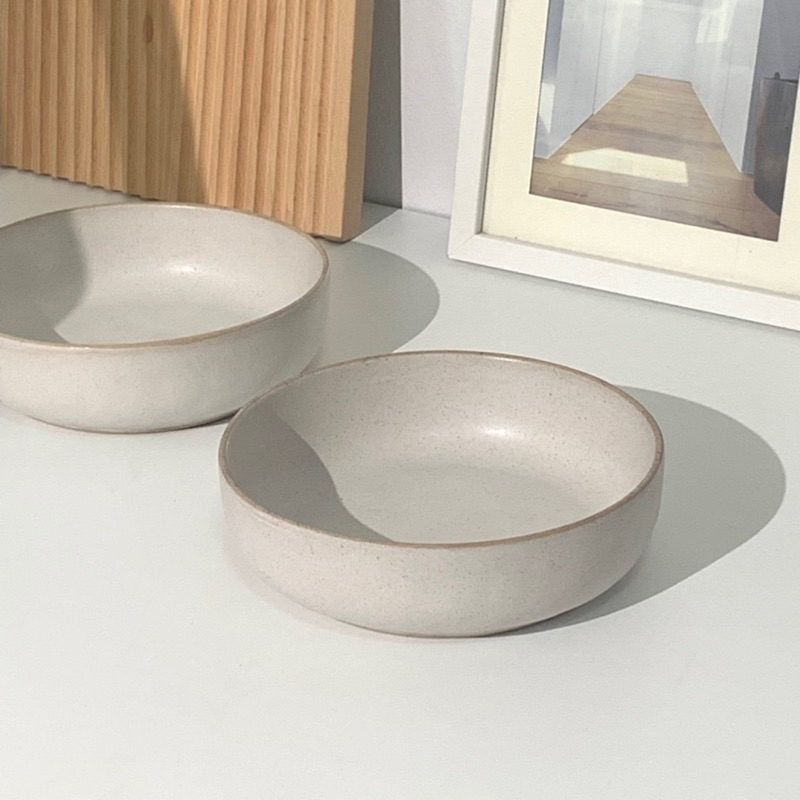 Goodsceramics   Dinnerware ชามกลม 7 นิ้ว เเนวลอฟท์ ผิวสัมผัสเคลือบมัน เล่นลวดลายจุดกระจายทั่วชาม ไลนนิ่งขอบชามเนื้อทราย ราคา ถูกที่สุด ดีลบีเคเค แกลเลอรีภาพที่ 5