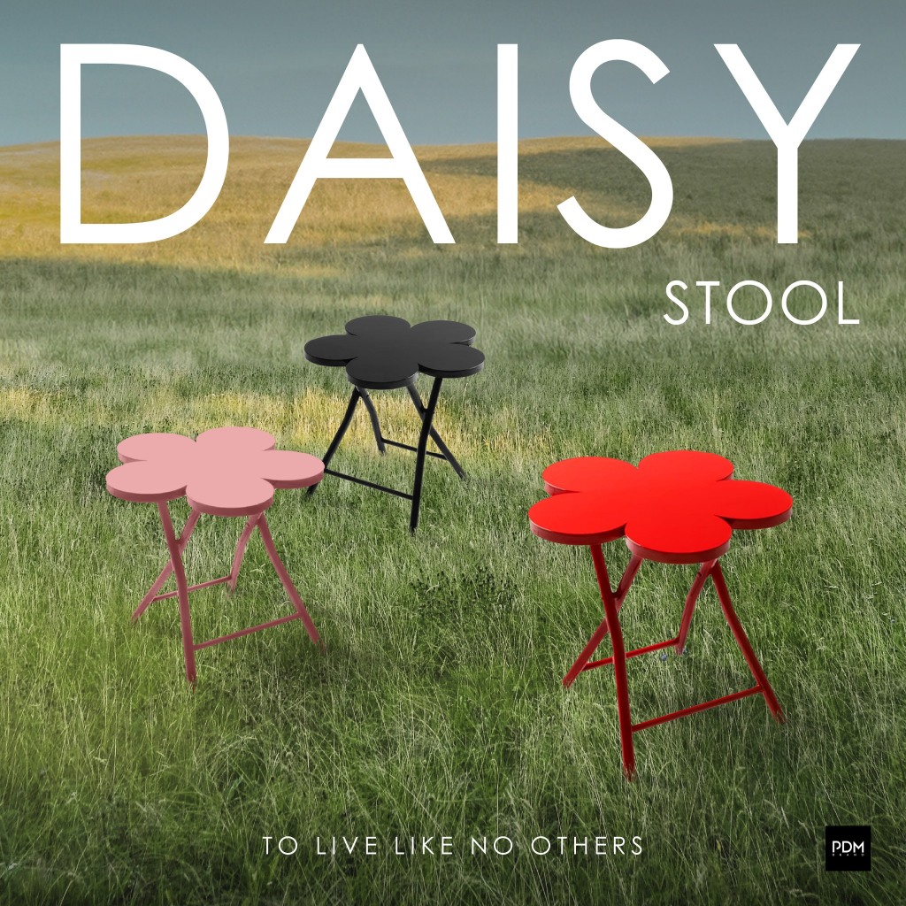 PDM เก้าอี้สตูลพับ ทรง ดอกไม้ ‘Daisy Stool