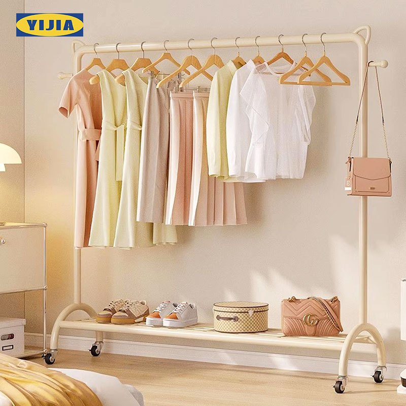 YIJIA NEW![ที่เกี่ยวหูแมว]ราวเเขวนผ้า150ซม ราวตากผ้า มีล้อเลื่อนเคลื่อนย้ายสะดวก พร้อมชั้นวางของด้านล่าง มี 3 สี
