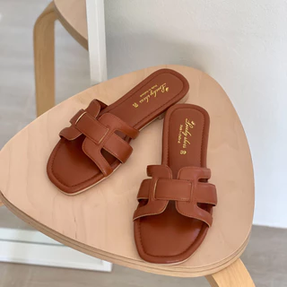 LUCKY&SHOES รองเท้าแตะ รุ่น Hannad หน้าตัว H แบบใหม่ เรียบหรู ดีไซน์เก๋ เก็บเท้าสวย มี 7สี รหัส L-112